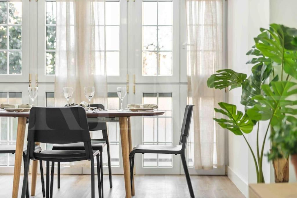 Bright And Modern Apartment By Rems Μάλαγα Εξωτερικό φωτογραφία